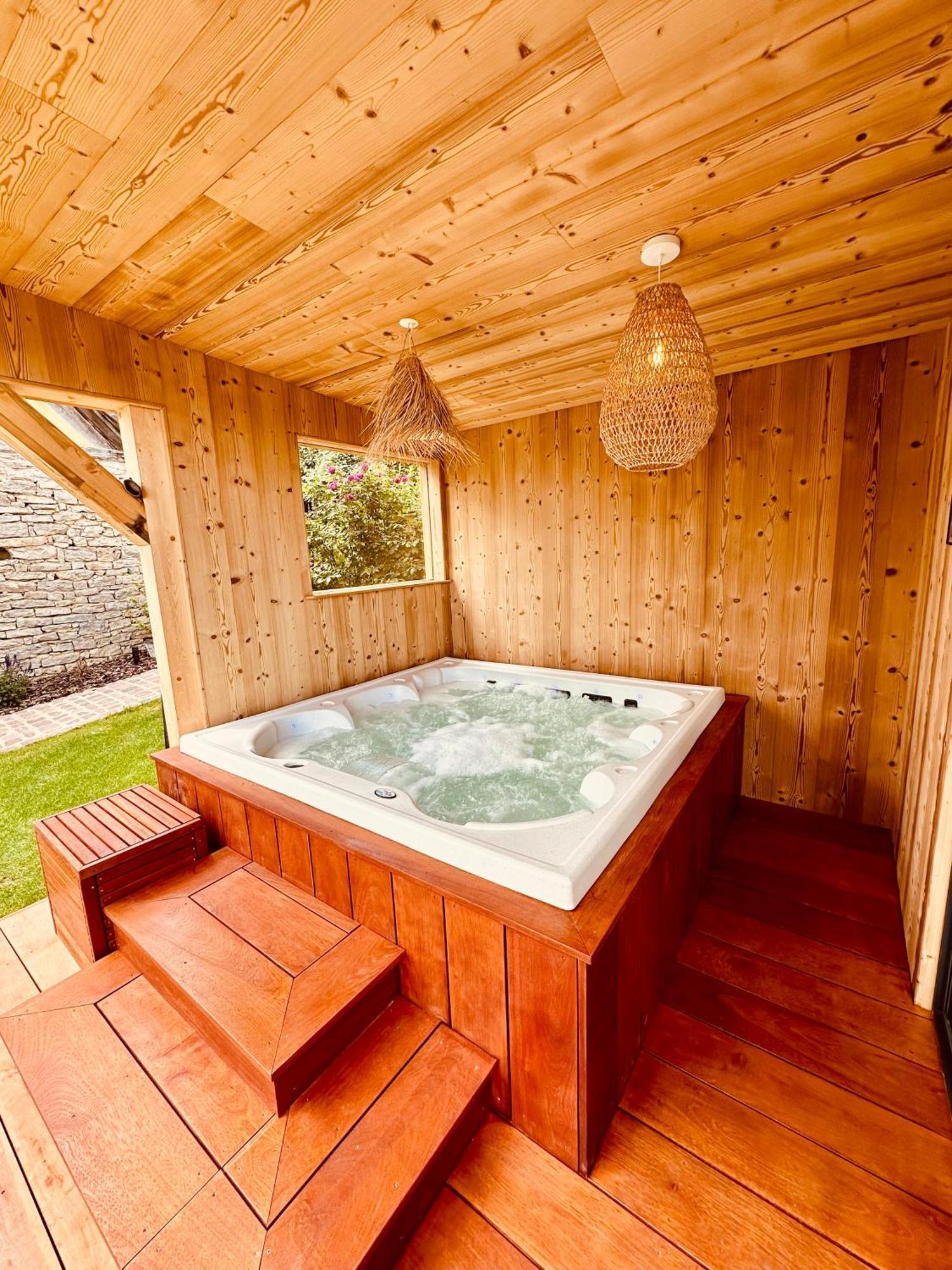 Gite Le Chut - Piscine & Jacuzzi - 11 A 14 Personnes Rangen Exteriér fotografie